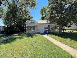 204 W 5th St, Hays, KS 67601
