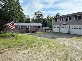 124 Robinson Dr, Monmouth, ME 04259