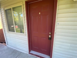 36241 Hathaway St Unit 6, New Baltimore, MI 48047