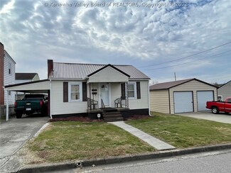 1424 14th St, Nitro, WV 25143