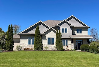 5634 Wind Dancer Ct, Sheboygan, WI 53081