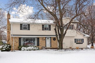 2400 Merrimac Ln N, Plymouth, MN 55447