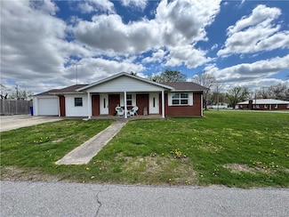 14180 Huff St NE, Palmyra, IN 47164