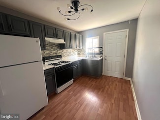 2435 Tulip St, Philadelphia, PA 19125