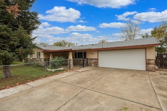 1535 Cordova St, Anderson, CA 96007
