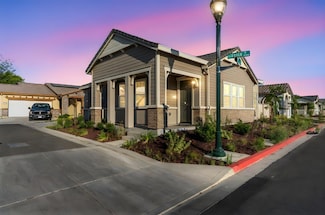 1949 Apiary Way, Hughson, CA 95326