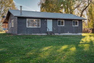 37832 Mt Highway 35, Polson, MT 59860