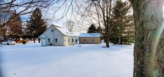 416 W Broadway, Berrien Springs, MI 49103