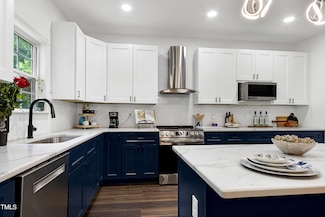 2003 Pilot Mountain Ct, Apex, NC 27502
