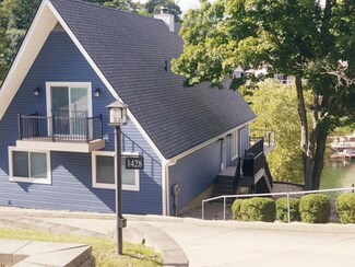 1428 Cliftmont Cir, Lawrenceburg, IN 47025
