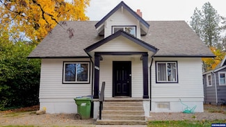 1060 15th St NE, Salem, OR 97301