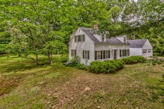 16 School St, Hancock, NH 03449