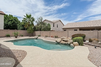 2834 E Devon Ct, Gilbert, AZ 85296