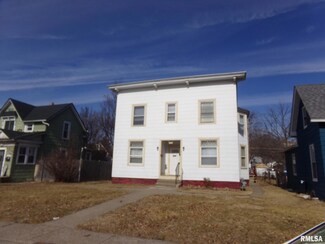 1712 W 7th St, Davenport, IA 52802