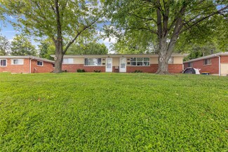 3532 Wright Ave, Saint Ann, MO 63074