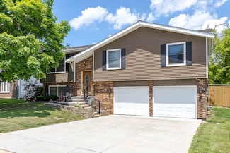 318 Hillcrest Ave, Hampshire, IL 60140