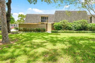 630 6th Terrace, Palm Beach Gardens, FL 33418