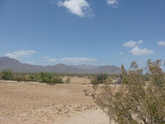 492xx N 529th Ave Unit 13, Aguila, AZ 85320