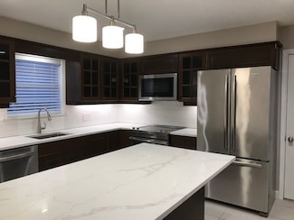 16238 Mill Point Dr, Houston, TX 77059