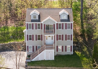 339 Butman Rd, Lowell, MA 01852