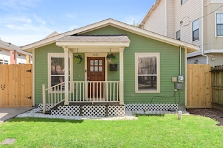 4201 Marina St, Houston, TX 77007