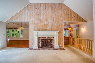 5 Foxglove Ln, Wolfeboro, NH 03894