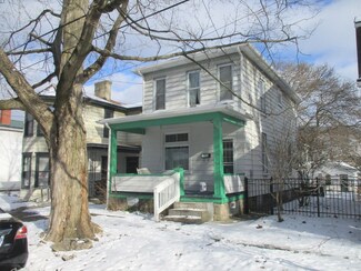 1806 6th Ave, Beaver Falls, PA 15010