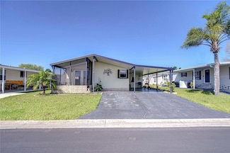 3051 Shady Creek Dr, Zephyrhills, FL 33543