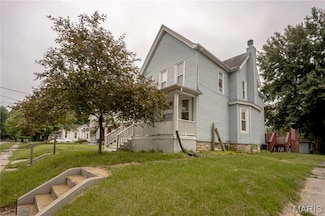 2441 Sanford Ave, Alton, IL 62002
