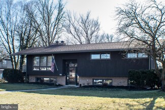 12 Wellington Blvd, Reading, PA 19610