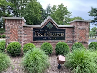1407 Four Seasons Dr, Wayne, NJ 07470