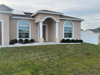 600 Jura Ln, Kissimmee, FL 34759