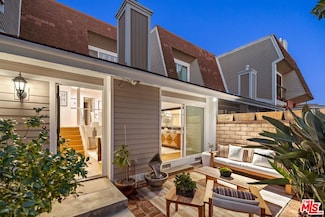 13010 Maxella Ave Unit 5, Marina Del Rey, CA 90292