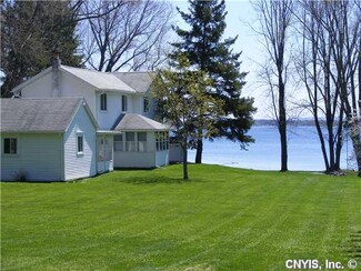 10 Wedgeworth Dr, West Monroe, NY 13167