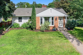 6045 Oakland Ave, Minneapolis, MN 55417