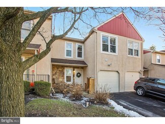 34 White Pine Ct, Lafayette Hill, PA 19444