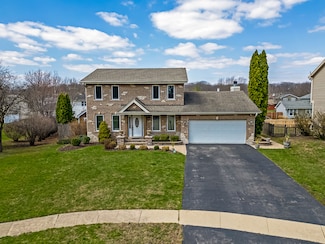308 Oakbrook Ct, Bartlett, IL 60103