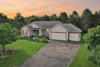 10597 Lanesboro Way, North Branch, MN 55056