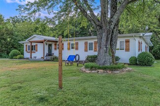 26053 State Highway U, Warrenton, MO 63383