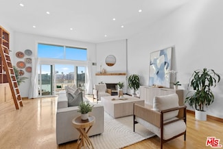 3950 Via Dolce Unit 518, Marina Del Rey, CA 90292