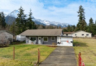 565 Sauk Ave, Darrington, WA 98241