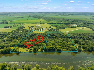 001 N 4201st Rd, Mission Township, IL 60551