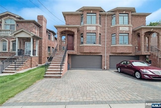 25 W Edsall Ave Unit A, Palisades Park, NJ 07650