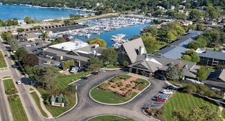 269 Fontana Blvd Unit 2369, Fontana, WI 53125