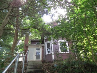 1167 W Gibson Ave, Connellsville, PA 15425
