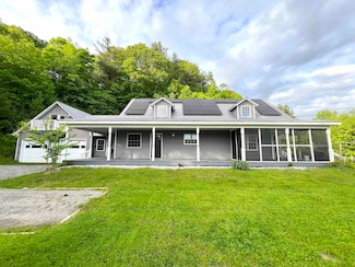 272 Pumpkin Harbor Rd, Cambridge, VT 05444