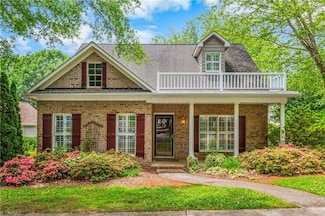 167 Parkview Ln, Advance, NC 27006