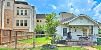 5217 Kansas St, Houston, TX 77007