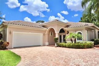 8305 Belfry Place, Port Saint Lucie, FL 34986
