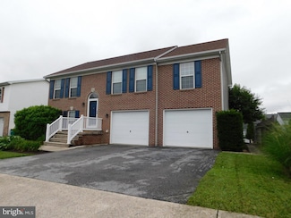 158 S Phillips Ave, Waynesboro, PA 17268